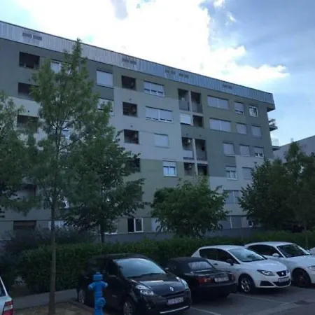Luka * Zagreb